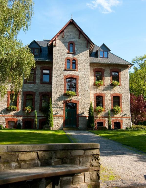 Hotel Restaurant Sonnenhof Weyerbusch Esterno foto