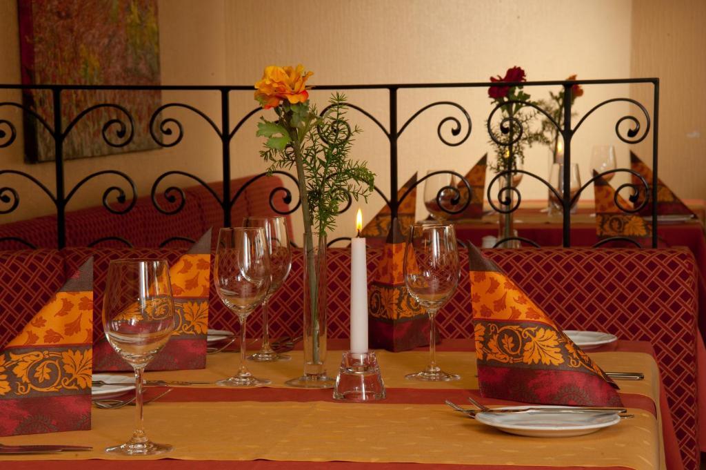 Hotel Restaurant Sonnenhof Weyerbusch Esterno foto